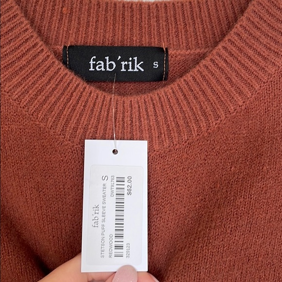 Fab’rik Bishop-Sleeve Sweater - Picture 2 of 4